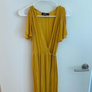 Lulu’s flutter sleeve wrap maxi dress